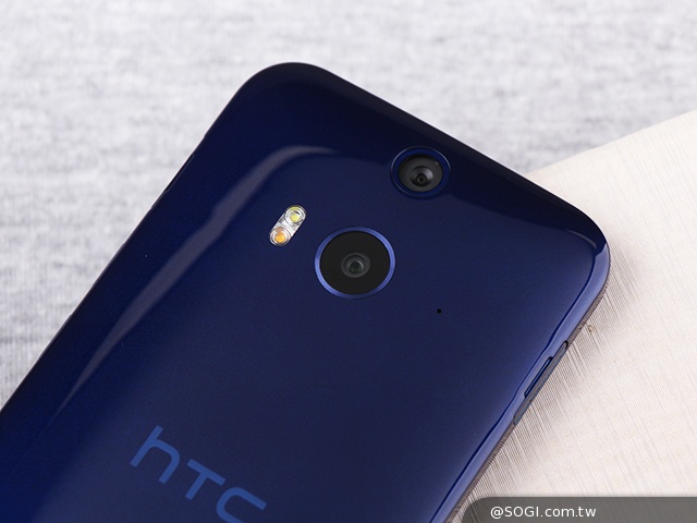全色系HTC Butterfly 2+Dot view與完整效能跑分實測