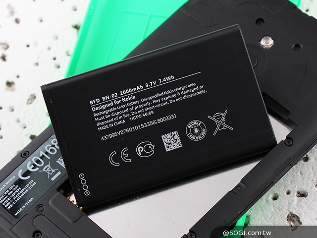 諾基亞5吋Android手機 NOKIA XL實測