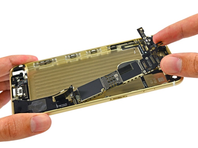 iPhone 6 Plus完全拆解！大容量電池與個晶片型號確認