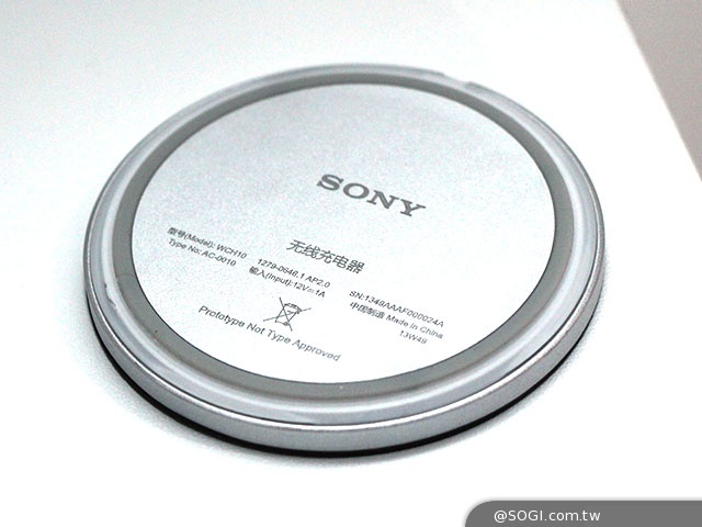 Sony Z3、Z3​ Compact雙旗艦搶先上市 首購送充電座