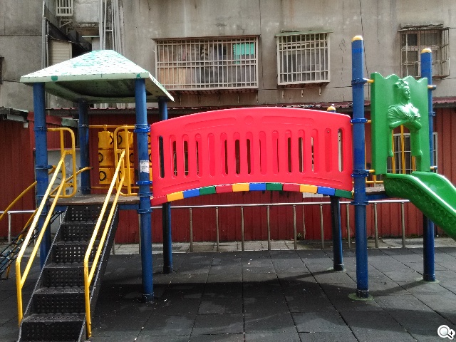 輕薄美型 ZTE Blade Vec 4G平價LTE智慧機