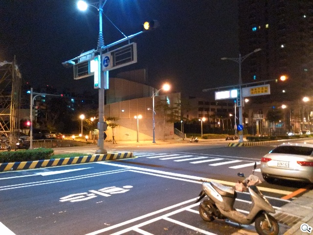 輕薄美型 ZTE Blade Vec 4G平價LTE智慧機