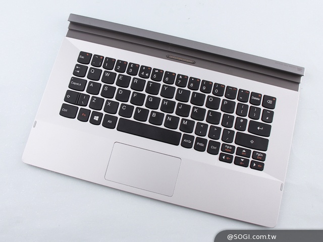 2.1聲道行動劇院 Lenovo Miix 2 11.6實測 2.1聲道行動劇院 Lenovo Miix 2 11.6實測