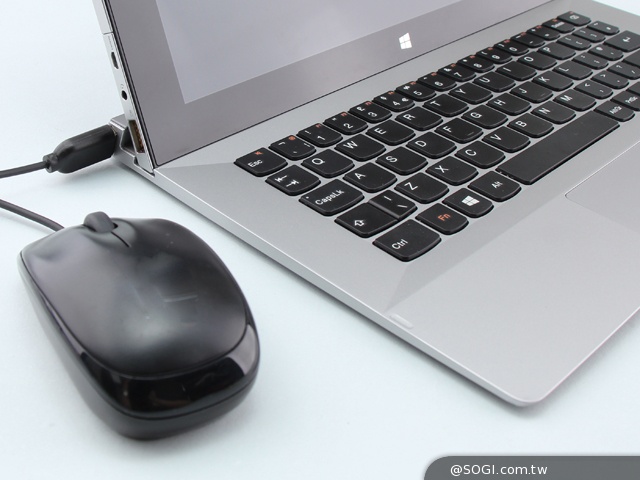 2.1聲道行動劇院 Lenovo Miix 2 11.6實測 2.1聲道行動劇院 Lenovo Miix 2 11.6實測