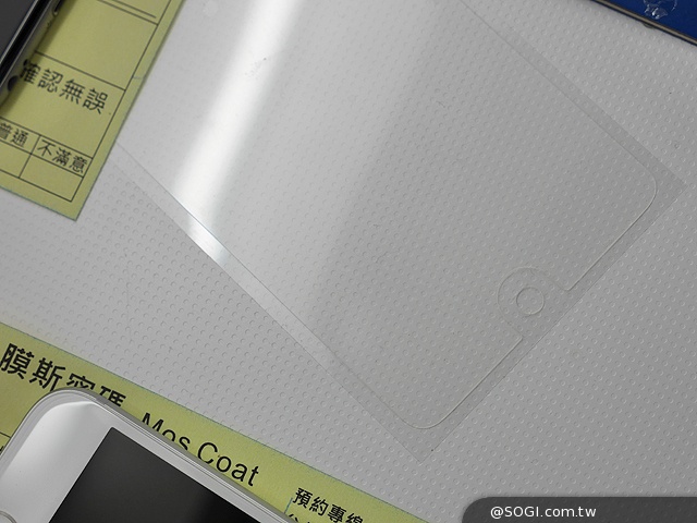 iPhone 6全機包膜與imos 3SAS螢幕貼實戰體驗