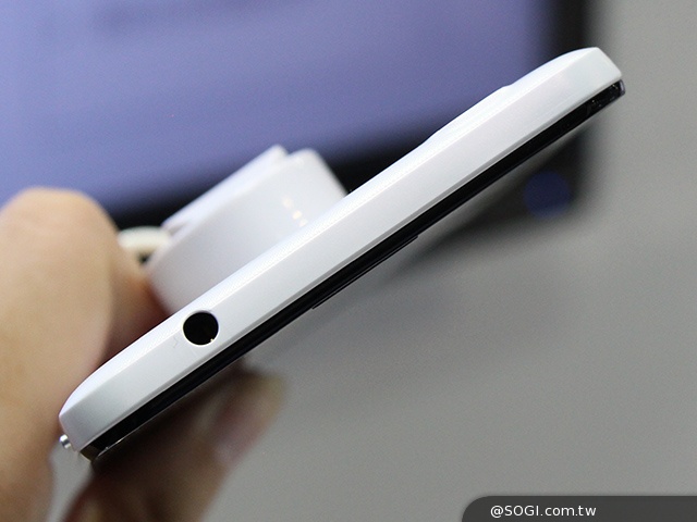 酷派大神F2八核4G手機 傳將推高通驍龍615登台【2014北京通信展】 酷派大神F2八核4G手機 傳將推高通驍龍615登台【2014北京通信展】