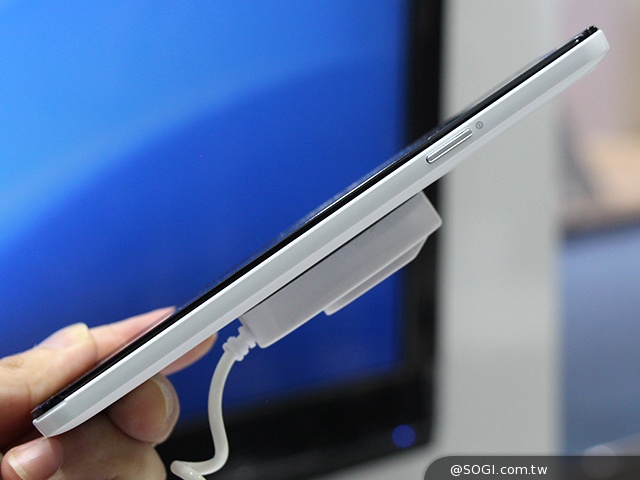 酷派大神F2八核4G手機 傳將推高通驍龍615登台【2014北京通信展】 酷派大神F2八核4G手機 傳將推高通驍龍615登台【2014北京通信展】