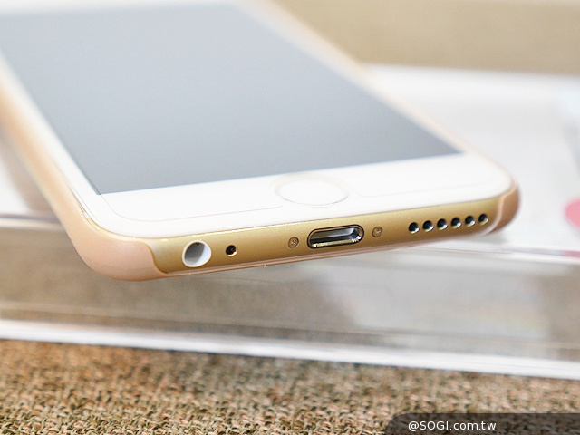 實木、超薄!iPhone 6專屬OZAKI O!coat 0.3+ Wood保護殼 實木、超薄!iPhone 6專屬OZAKI O!coat 0.3+ Wood保護殼