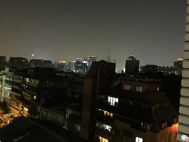 iPhone 6 Plus與SAMSUNG Note 4夜間攝錄比拼 iPhone 6 Plus與SAMSUNG Note 4夜間攝錄比拼