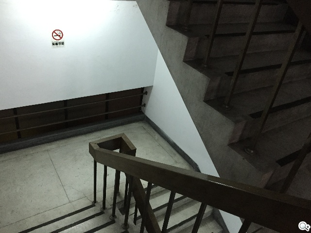 iPhone 6 Plus與SAMSUNG Note 4夜間攝錄比拼 iPhone 6 Plus與SAMSUNG Note 4夜間攝錄比拼