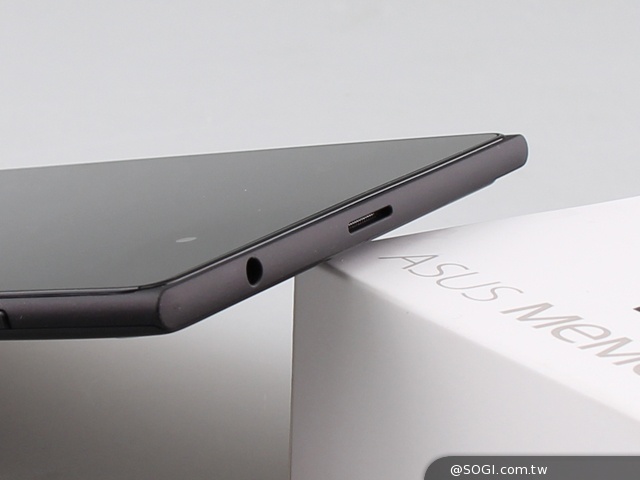 手拿包般的精品質感 ASUS MeMO Pad 7 ME572CL