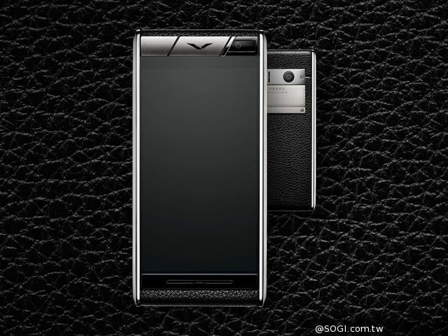 Vertu Aster奢華手機售22萬起 10月下旬登台