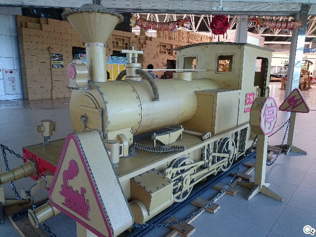 Sony Z3、iPhone 6手機日夜間拍攝實測 Sony Z3、iPhone 6手機日夜間拍攝實測