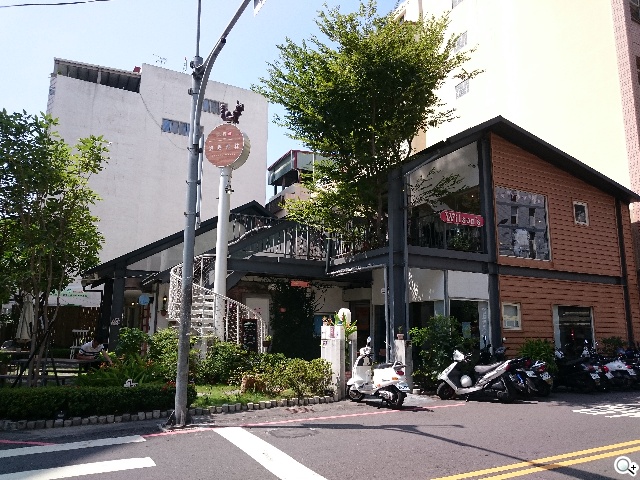 Sony Z3、iPhone 6手機日夜間拍攝實測 Sony Z3、iPhone 6手機日夜間拍攝實測