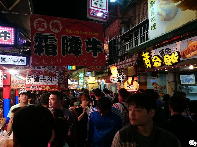 Sony Z3、iPhone 6手機日夜間拍攝實測 Sony Z3、iPhone 6手機日夜間拍攝實測