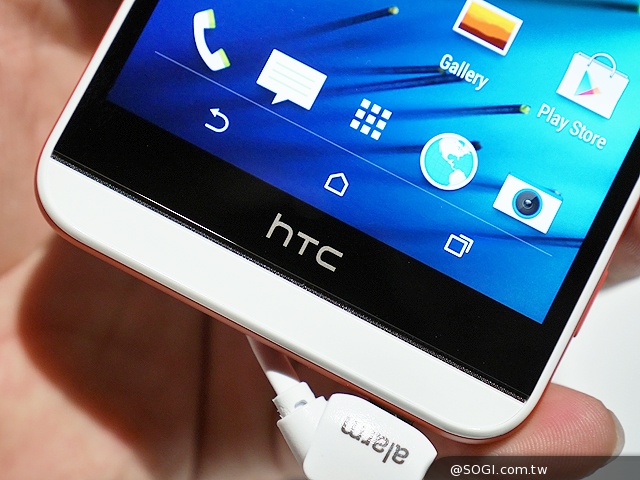 HTC Desire EYE 動手玩