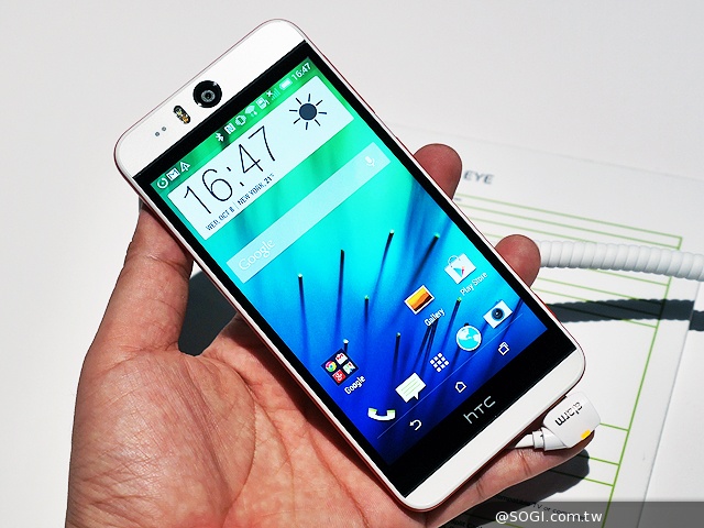 HTC Desire EYE 動手玩