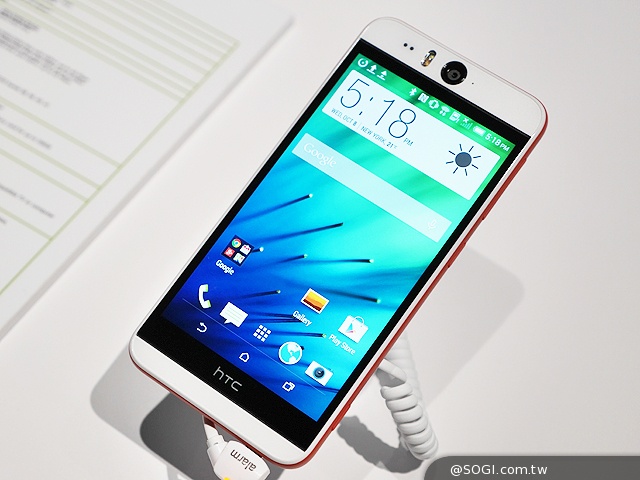 HTC Desire EYE 動手玩
