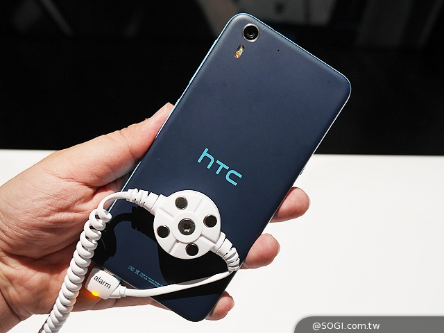 HTC Desire EYE 動手玩