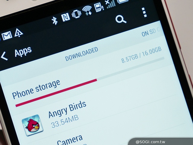 HTC Desire EYE 動手玩