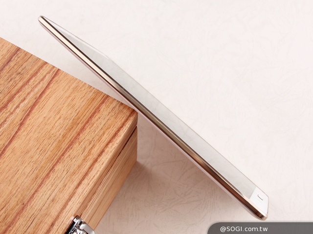 輕薄、強悍、美型！SAMSUNG GALAXY Tab S 8.4實測