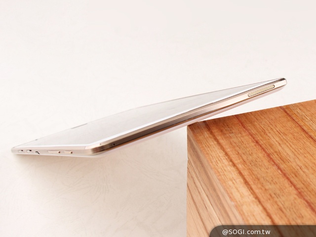 輕薄、強悍、美型！SAMSUNG GALAXY Tab S 8.4實測