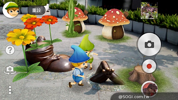 彈性邊角護機身！Sony輕質4G入門手機Xperia E3