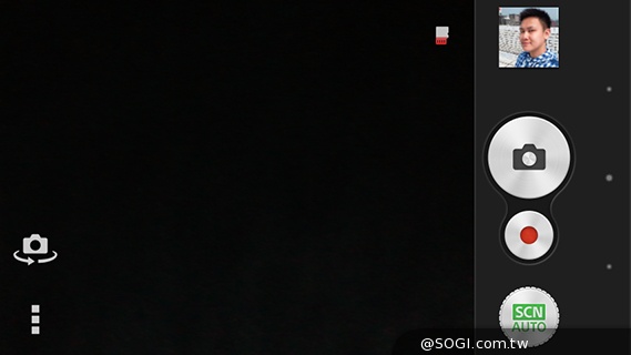 彈性邊角護機身！Sony輕質4G入門手機Xperia E3