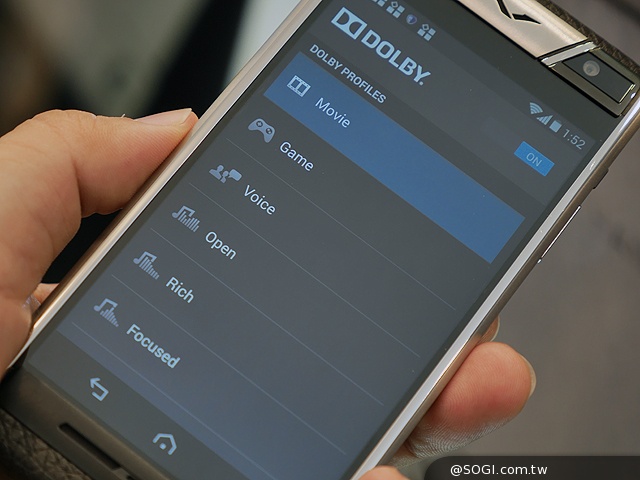 全新奢華4G智慧機Vertu Aster登台 要價22萬起