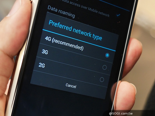 全新奢華4G智慧機Vertu Aster登台 要價22萬起