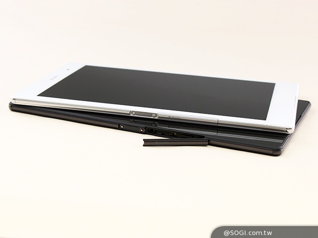 Sony Z3 Tablet Compact 最輕薄的8吋防水小平板 Sony Z3 Tablet Compact 最輕薄的8吋防水小平板