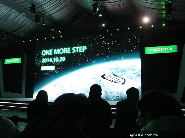 電動旋轉鏡頭、4.85mm超薄！OPPO N3、R5正式發表