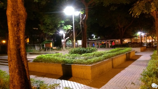 雙雄交鋒！HTC One M8、iPhone 6外型與實拍比拼