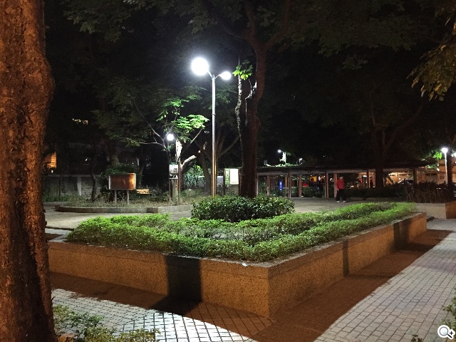 雙雄交鋒！HTC One M8、iPhone 6外型與實拍比拼