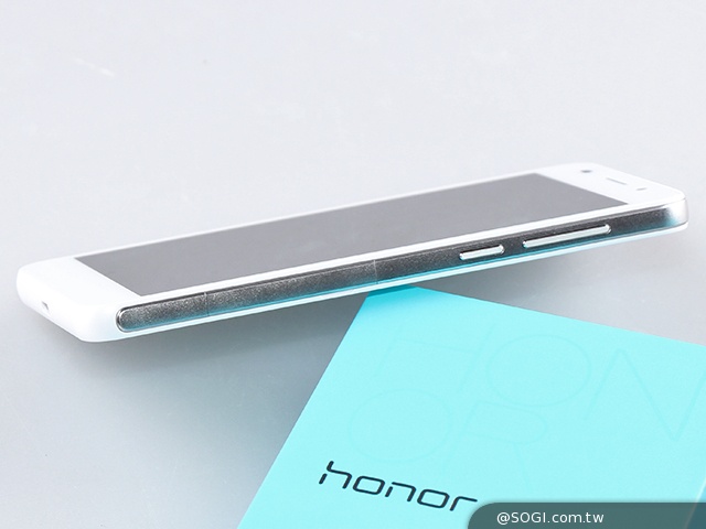 高規低價4G八核手機！華為榮耀6開箱效能實測