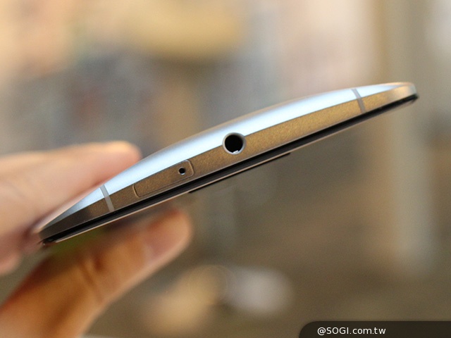 Android 5.0旗艦手機Nexus 6台灣亮相動手玩