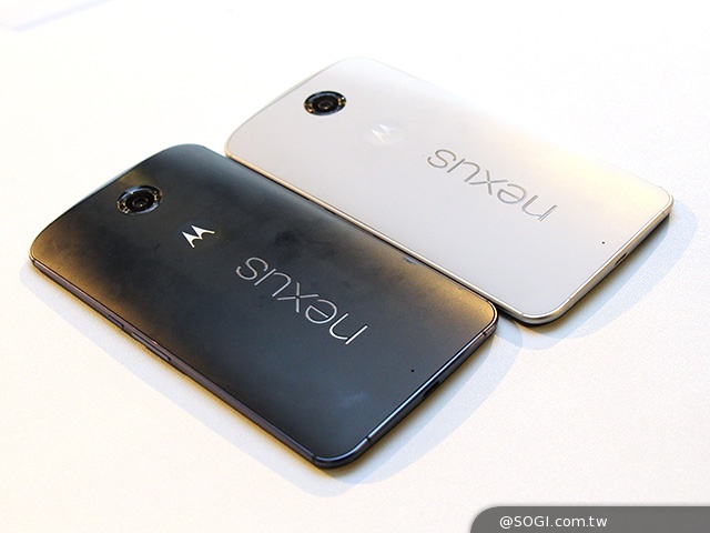 Android 5.0旗艦手機Nexus 6台灣亮相動手玩