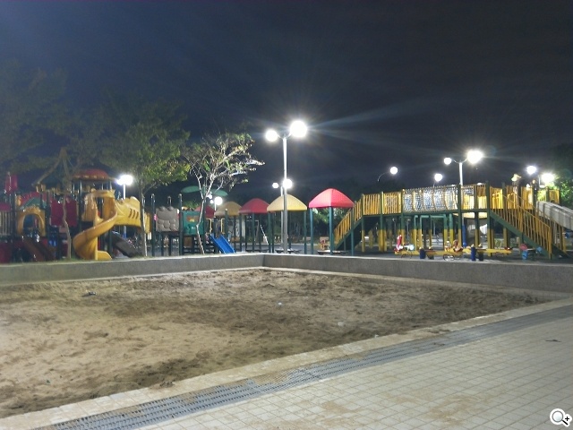 躺站拿掛四模變身 聯想Yoga Tablet 2 10平板