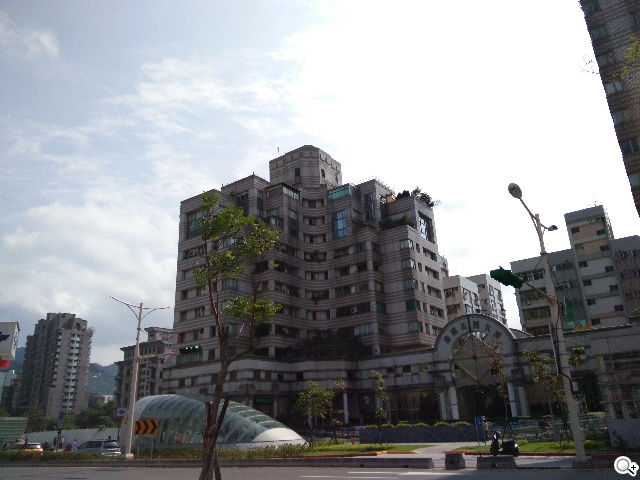 OPPO N3天生會轉！電動旋轉鏡頭手機攝錄實測