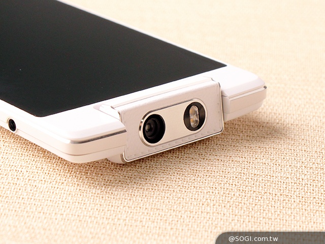 5.5吋自拍大屏手機OPPO N3 外觀、效能鑑賞