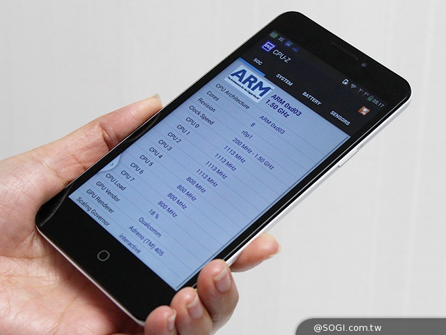 酷派大神F2聯通版簡單玩！處理器捨聯發科換高通驍龍615八核