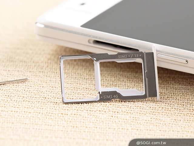 大隻佬手機iPhone6 Plus、OPPO N3外觀攝錄比拚