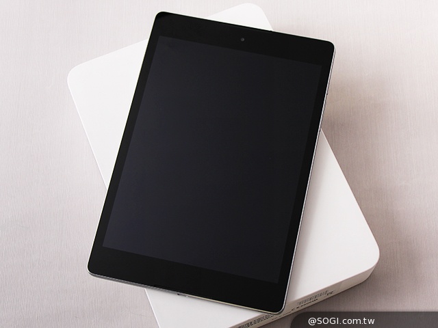 索尼Xperia Z4面板疑曝光 聽筒、喇叭往邊緣靠攏