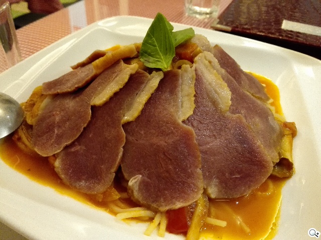 高規低價4G八核手機！華為榮耀6內在、相機實測