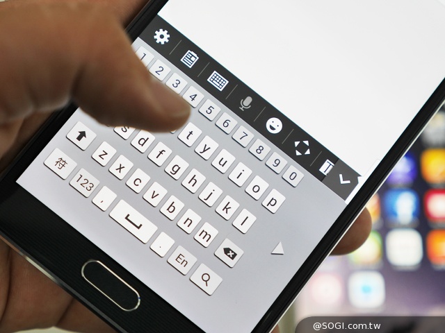 大螢幕機皇爭霸戰！三星Note 4對決iPhone 6 Plus