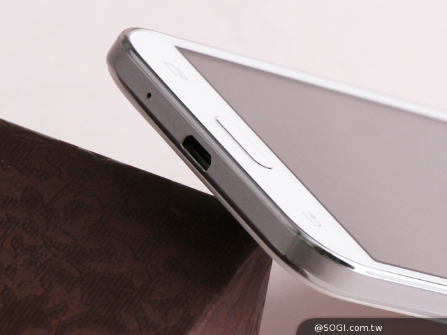 入門4G小奇機 三星GALAXY CORE Prime