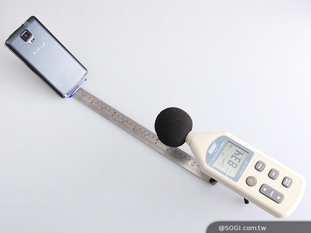 大螢幕機皇爭霸戰！三星Note 4對決iPhone 6 Plus