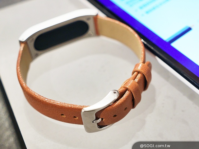 替小米手環加些典雅氣質！專屬皮革腕帶動手玩