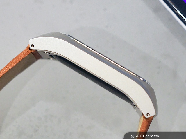 替小米手環加些典雅氣質！專屬皮革腕帶動手玩