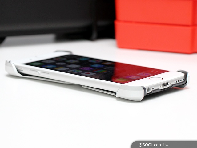 機械美學鎧甲風!CORESUIT全系列iPhone 6金屬質感保護殼 機械美學鎧甲風!CORESUIT全系列iPhone 6金屬質感保護殼